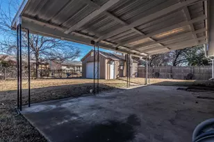 12118 Brisbane Ave, Farmers Branch, TX 75234 - Photo 23