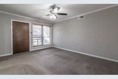 12118 Brisbane Avenue, Farmers Branch, TX 75234 - Photo 3