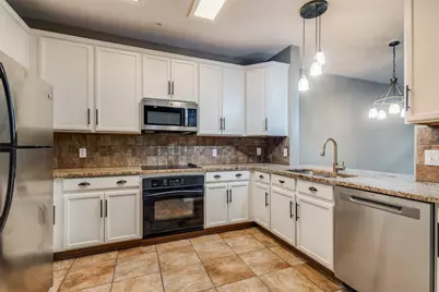 516 Legends Drive, Lewisville, TX 75057 - Photo 5