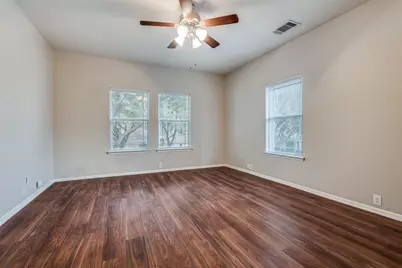 516 Legends Drive, Lewisville, TX 75057 - Photo 13