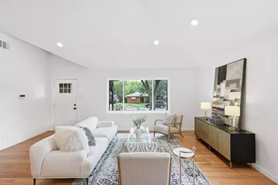 6811 Patrick Drive, Dallas, TX 75214 - Photo 9