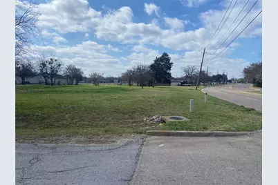 14004 Quail Drive, Balch Springs, TX 75180 - Photo 5