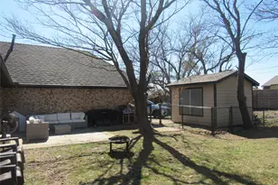 720 Blanton Dr, Sherman, TX 75092 - Photo 5