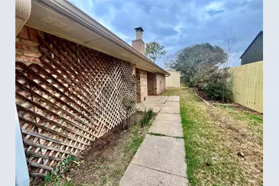 13 Pebblebeach Court, Pantego, TX 76013 - Photo 25