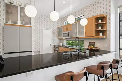 432 Trinity River Circle, Dallas, TX 75203 - Photo 11