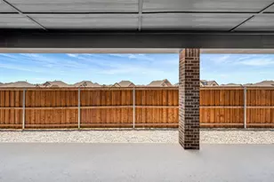 4729 Boyds Branch Dr, Arlington, TX 76005 - Photo 3