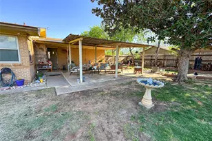 1001 S E 3rd St, Knox City, TX 79529 - Photo 29