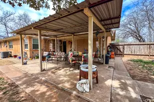 1001 S E 3rd St, Knox City, TX 79529 - Photo 29