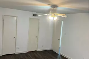 4404 Chapman St, The Colony, TX 75056 - Photo 9