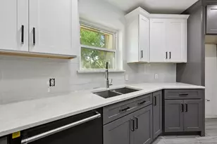 2417 Meadow Ct, Bedford, TX 76021 - Photo 19