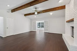 2417 Meadow Ct, Bedford, TX 76021 - Photo 9