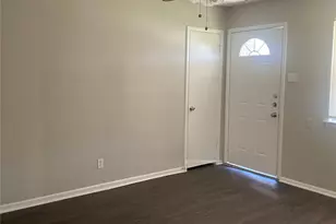 5015 Dupont Dr, Dallas, TX 75216 - Photo 5