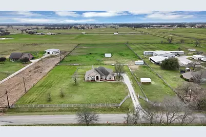 11692 Foutch Road, Pilot Point, TX 76258 - Photo 3