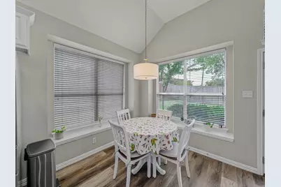 1801 Kris Street, Mansfield, TX 76063 - Photo 13