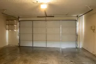 2405 Country Valley Rd, Garland, TX 75041 - Photo 33