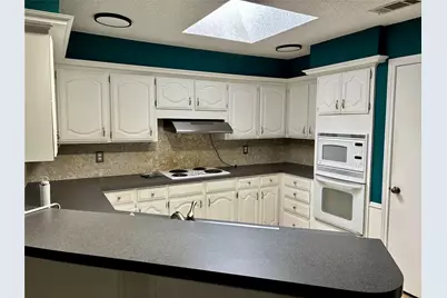 2405 Country Valley Road, Garland, TX 75041 - Photo 7