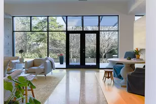 1302 Eastus Dr, Dallas, TX 75208 - Photo 7