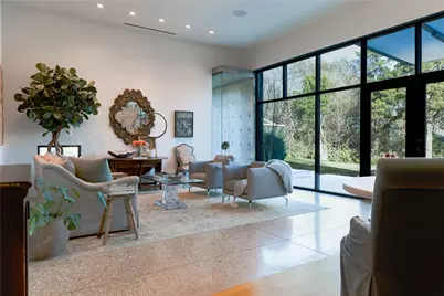 1302 Eastus Drive, Dallas, TX 75208 - Photo 9