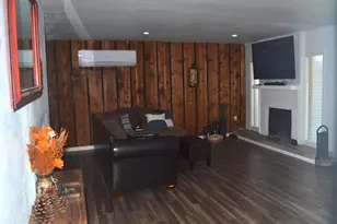 372 Shoreline Dr, Azle, TX 76020 - Photo 9