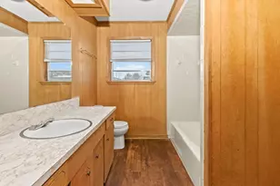 706 S Manson St, Wolfe City, TX 75496 - Photo 13