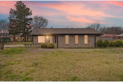 706 S Manson Street, Wolfe City, TX 75496 - Photo 29