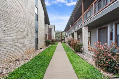 1368 S 12th Street, Waco, TX 76706 - Photo 5