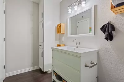 1368 S 12th Street, Waco, TX 76706 - Photo 13
