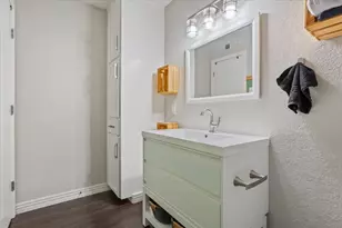 1368 S 12th St, Waco, TX 76706 - Photo 17