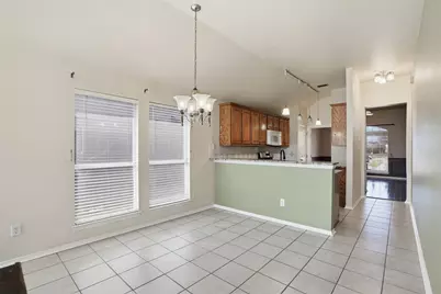807 Kathryn Drive, Lewisville, TX 75067 - Photo 11
