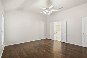 807 Kathryn Dr, Lewisville, TX 75067 - Photo 13