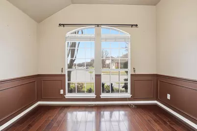 807 Kathryn Drive, Lewisville, TX 75067 - Photo 7