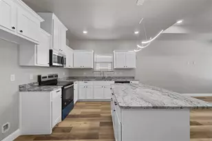 3110 St John St, Greenville, TX 75401 - Photo 7