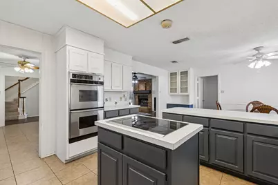 7304 Old Mill Run, Fort Worth, TX 76133 - Photo 9