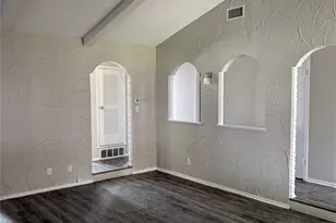 2009 Ming Dr, Edgecliff Village, TX 76134 - Photo 5