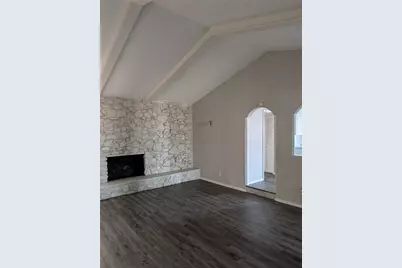 2009 Ming Drive, Edgecliff Village, TX 76134 - Photo 3