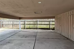 2009 Ming Dr, Edgecliff Village, TX 76134 - Photo 25