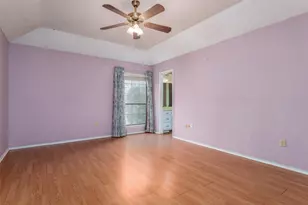 549 Greenwood Cir, Hurst, TX 76053 - Photo 17