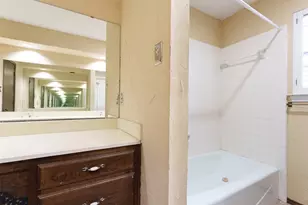 549 Greenwood Cir, Hurst, TX 76053 - Photo 25