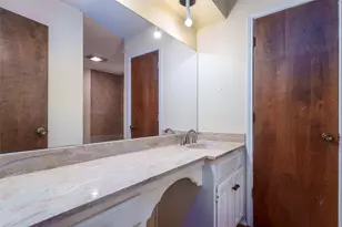 549 Greenwood Cir, Hurst, TX 76053 - Photo 19