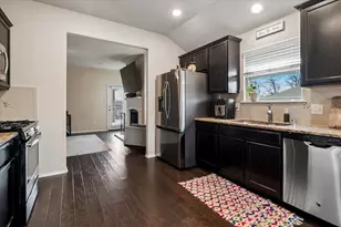 445 Windridge Dr, Little Elm, TX 75068 - Photo 5