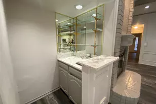 3727 Remington Dr, Carrollton, TX 75007 - Photo 3