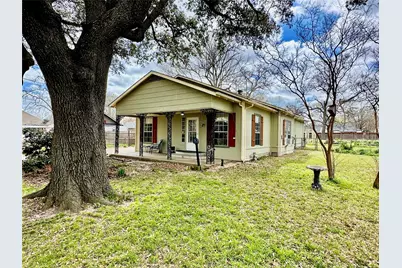 103 W Damon Street, Terrell, TX 75160 - Photo 1