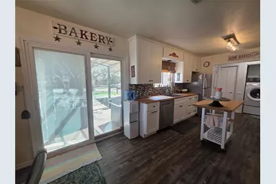 1301 Cliff Drive, Graham, TX 76450 - Photo 15