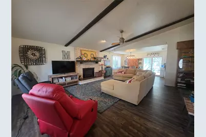 1301 Cliff Drive, Graham, TX 76450 - Photo 9