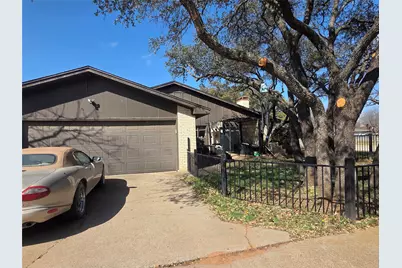 1301 Cliff Drive, Graham, TX 76450 - Photo 7