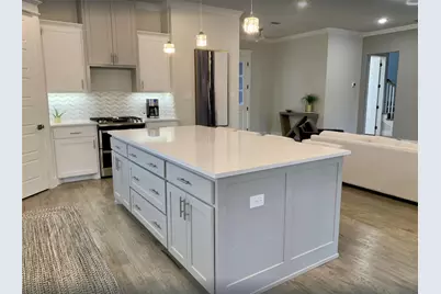 306 Village Way, Argyle, TX 76226 - Photo 5