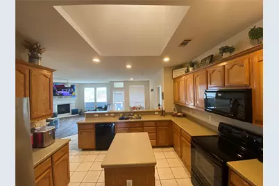 6037 Horse Trap Drive, Fort Worth, TX 76179 - Photo 3