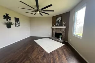 8301 Redheart St, Arlington, TX 76002 - Photo 7