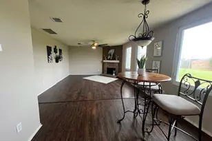 8301 Redheart St, Arlington, TX 76002 - Photo 5