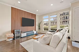 8254 Laflin Ln, Dallas, TX 75231 - Photo 5